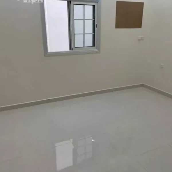 019487780 1759596896035 600x600