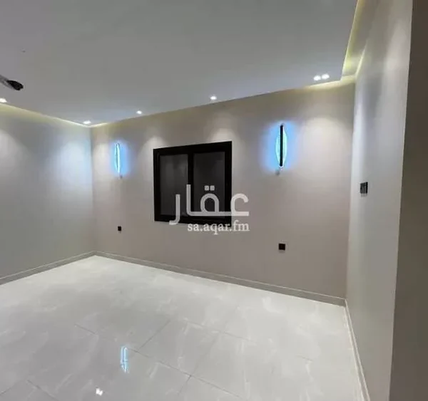 019487780 1762628239897 600x563