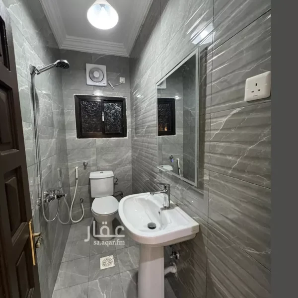 019487780 1763405855586 600x600