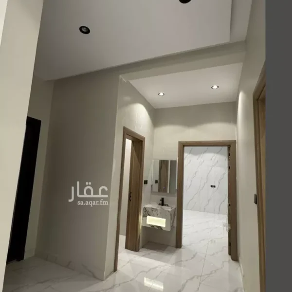 019487780 1764608919520 600x600