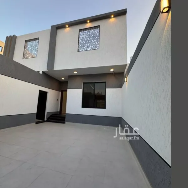 019487780 1765393693733 1 600x600