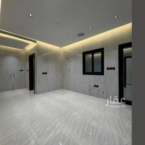 019487780 1765393694480 600x600