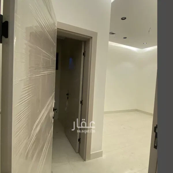 019487781 1765209397785 600x600