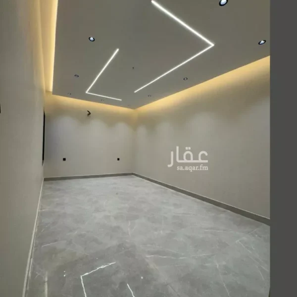 019487781 1765393694800 600x600