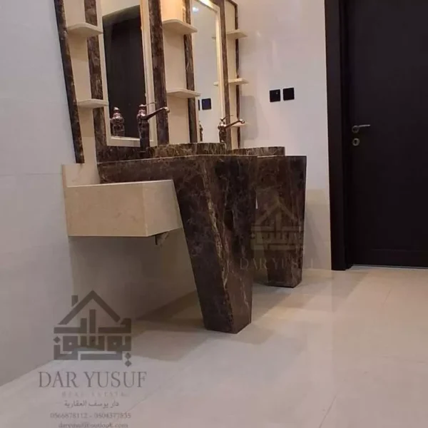 019487782 1756862820405 600x600