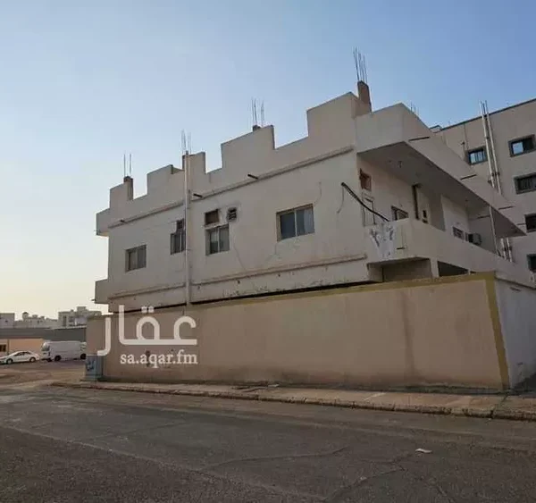 019487782 1759765437749 600x563