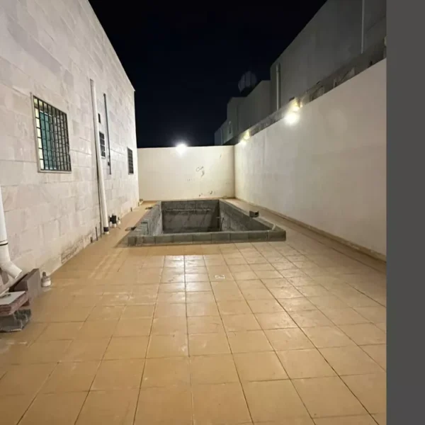 019487782 1764008095174 600x600