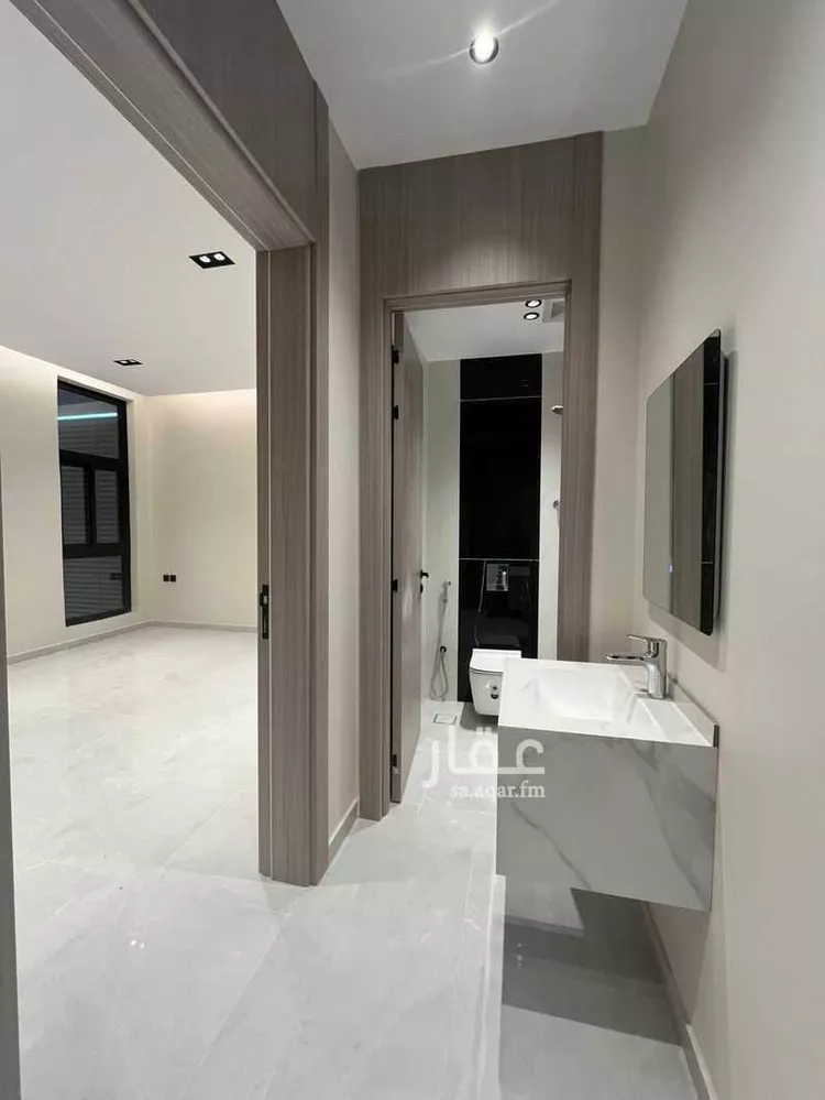 019487784 1760298558173