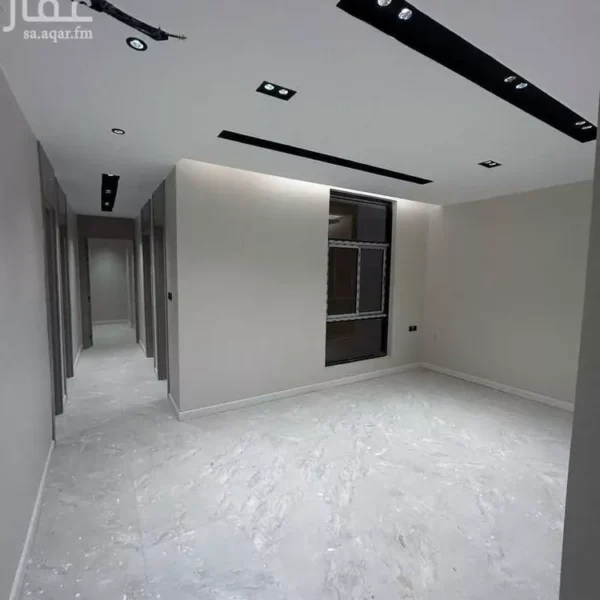 019487786 1759764895105 600x600