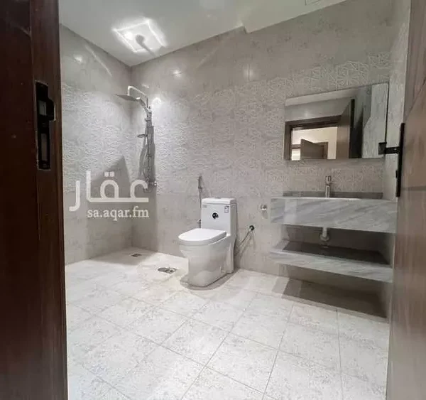 019487787 1762628239906 600x563