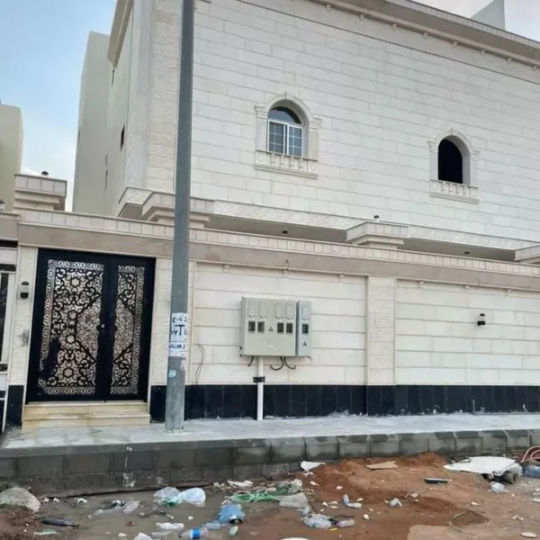 019487788 1759596882217 600x600