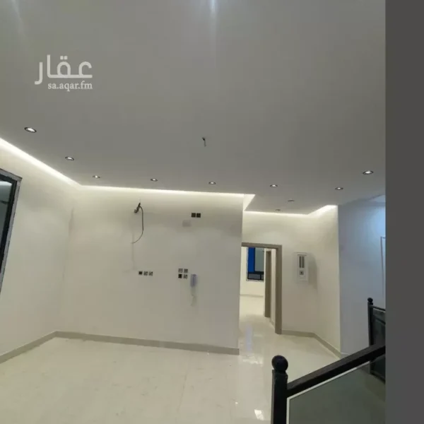 019487788 1765209397784 600x600