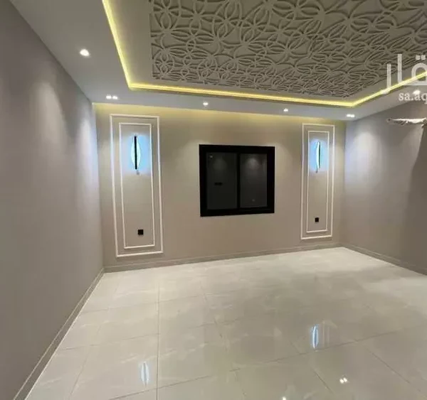 019487789 1762628239895 600x563