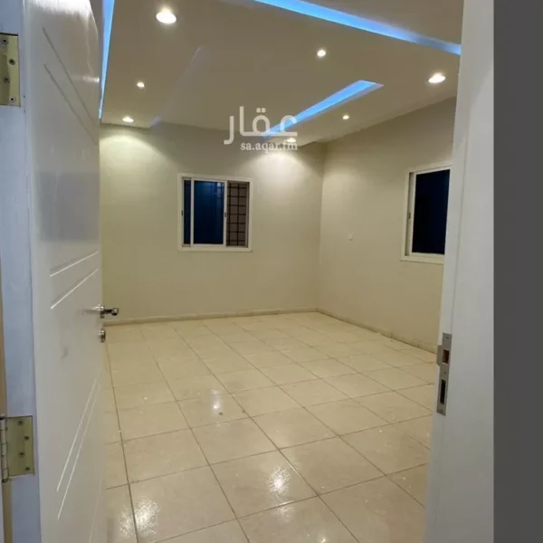 019487789 1764008095192 600x600