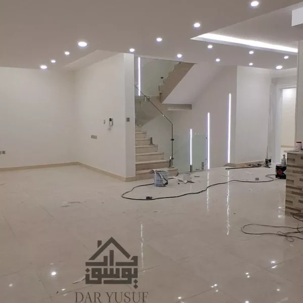 047398451 1771697682016 600x600