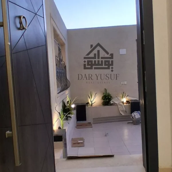 047398452 1771697681942 2 600x600