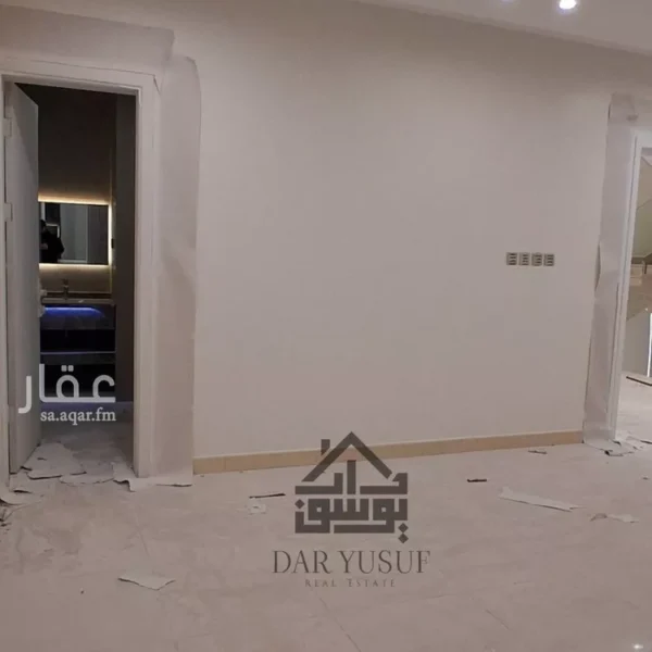 047398455 1771697682070 1 600x600