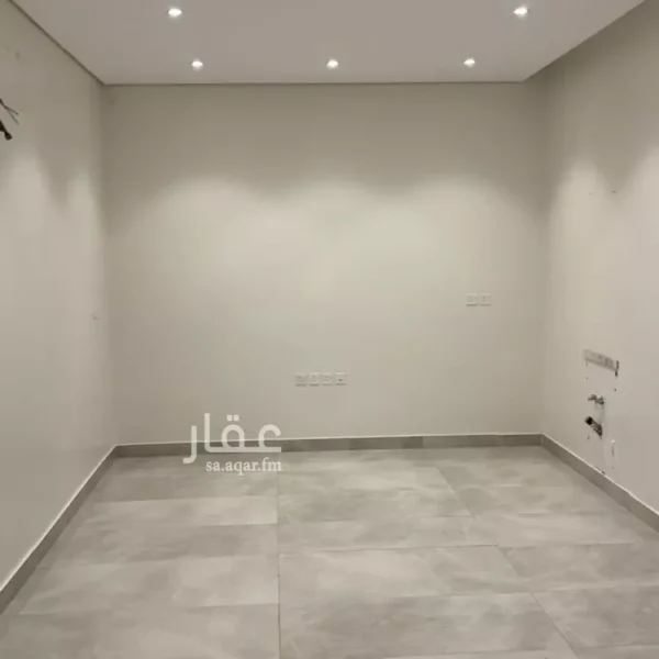 048493265 1773090897431 600x600