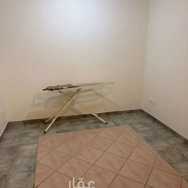 050060394 1773099295664 600x600