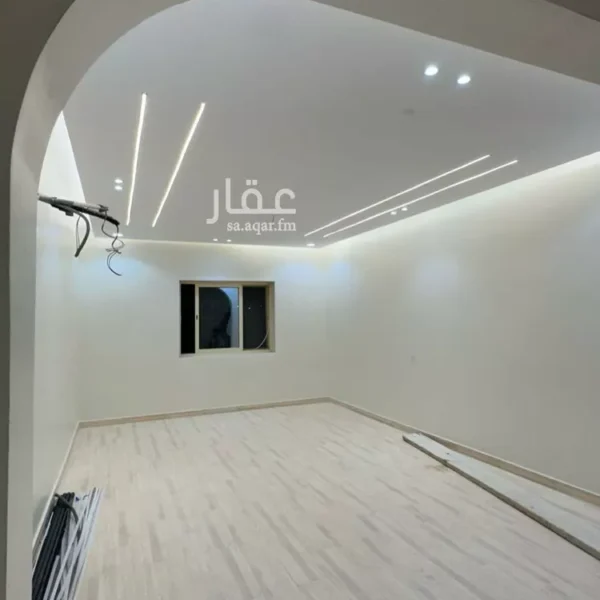 050098726 1771620076977 1 600x600