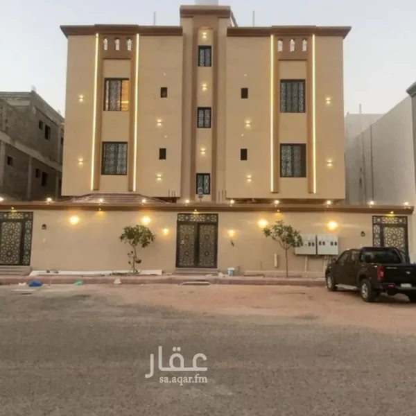 شقة الصناعية 600x600