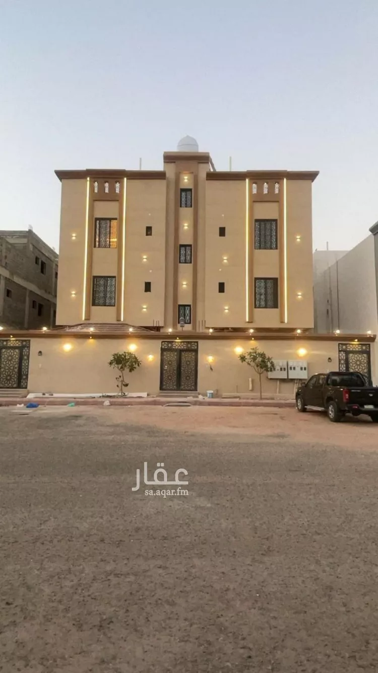 شقة الصناعية