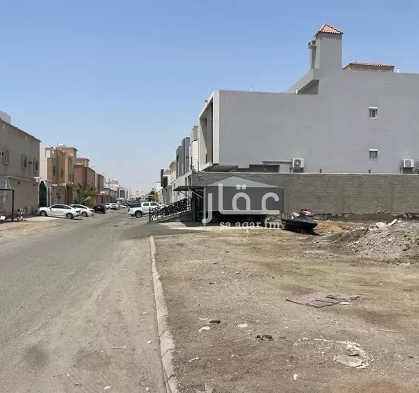 ارض الزمردة 600x563