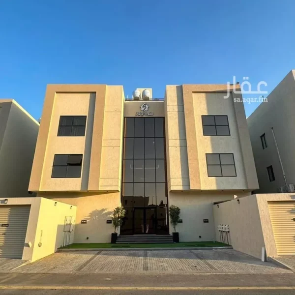 شقة ثابت 600x600