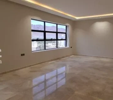 شقة عريضض 360x320