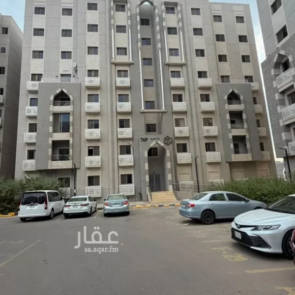 شقة العهن 600x600